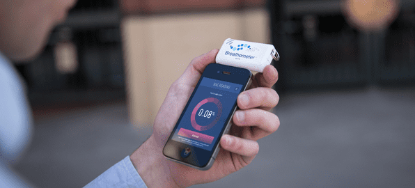 iphone_breathalyzer_app_device_Breathometer